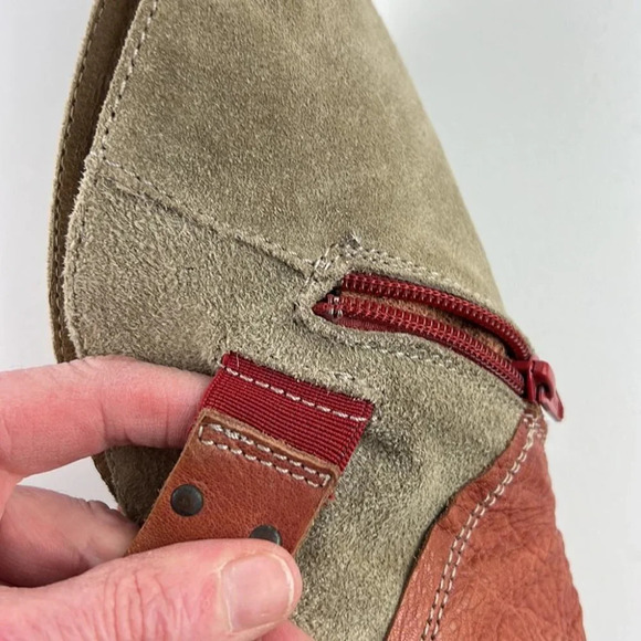 DKODE TwoTone Leather  Tall Boots - Picture 11 of 14